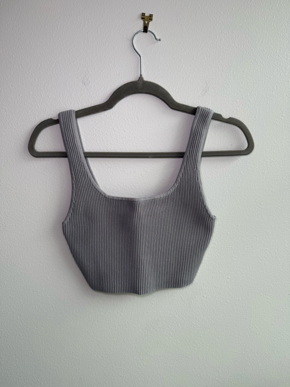 Aritzia Babaton Sculpt Knit Squareneck Cropped Tank in Gray